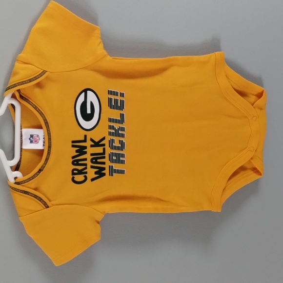 Green Bay Packers Onesie - Picture 2 of 4
